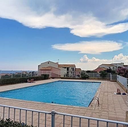 Appartement T3 Avec Terrasse Donnant Sur La Mer Sur Saint Pierre La Mer エクステリア 写真