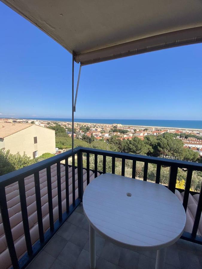 Appartement T3 Avec Terrasse Donnant Sur La Mer Sur Saint Pierre La Mer エクステリア 写真
